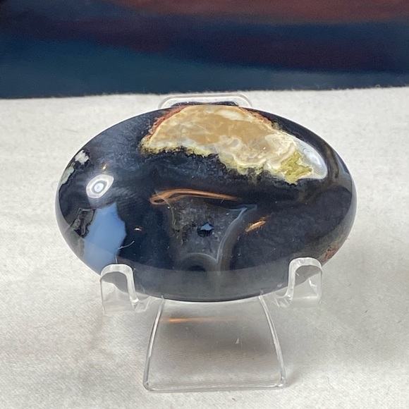 Crystal Rock Other - Volcano Agate Palmstone